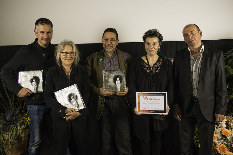 Les lauréats 2016 et le président de l'Association du Prix Farel, Cyril Dépraz. Photo Stefano Iori.
