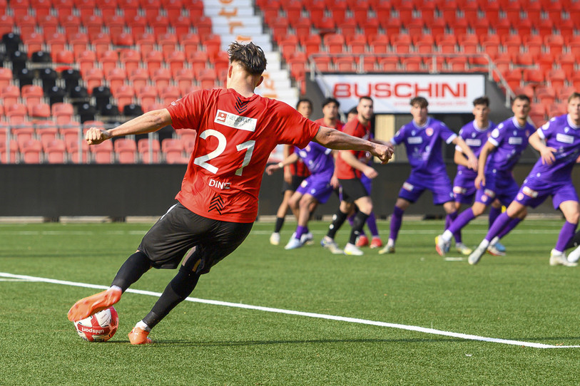 Burak Alili a ouvert la marque pour Xamax. (photo : Bertrand Pfaff)