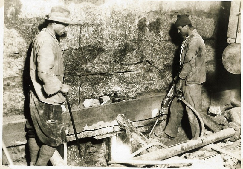 Réfection du tunnel ferroviaire des Loges, 1930. (Archives SPCH, Neuchâtel, fonds iconographique)