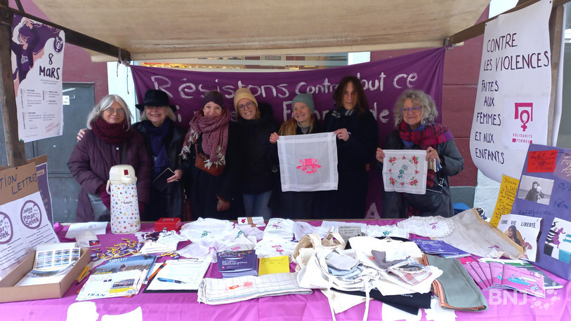 Un stand d'information s'est tenu ce mercredi de 10h à 14h sur la Place du Marché de La Chaux-de-Fonds