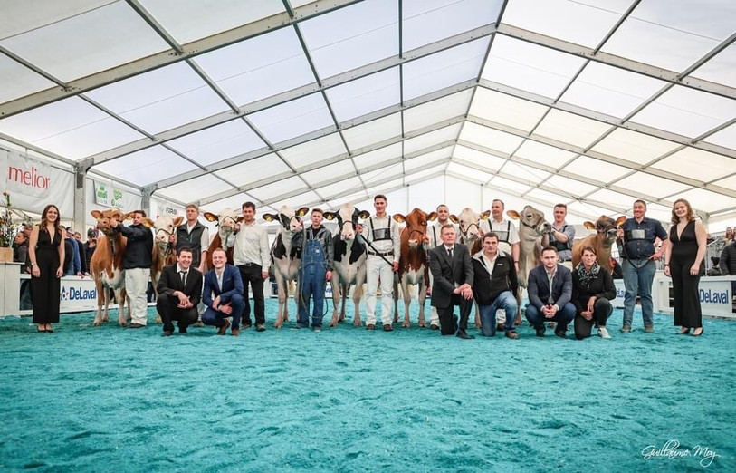 Tous les lauréats d'Arc Jurassien Expo réunis pour la photo finale (photo: Arc Jurassien Expo).