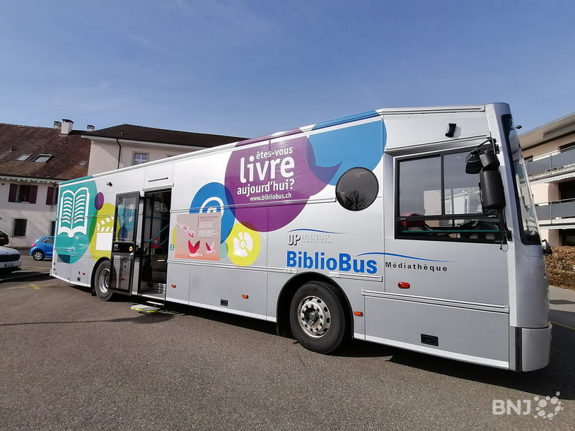 Le bibliobus accueille l'exposition « Voix de résistance » jusqu'au 5 juillet prochain.