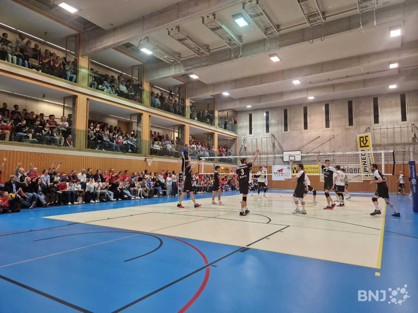 Colombier Volley a pu compter sur l'appui de son public pour décrocher ce titre à domicile.