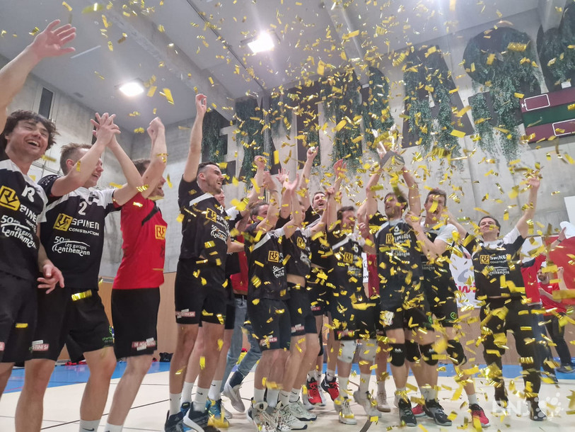 Colombier Volley avait fêté le titre la saison dernière, mais renoncé à la promotion en Ligue A. (Photo archives)