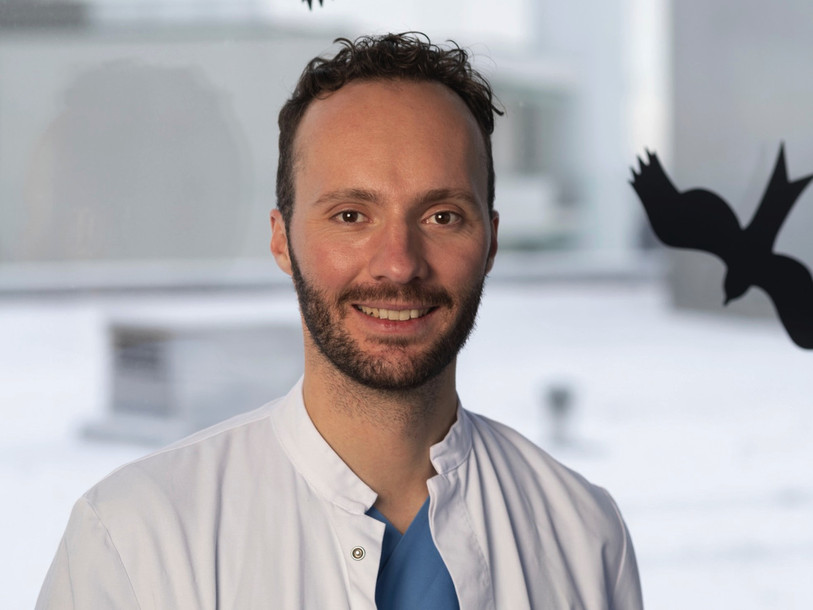 Marco Sieber vient d'être admis en formation à l'agente spatiale européenne. (Photo : Marco Zanoni / Centre hospitalier Bienne)