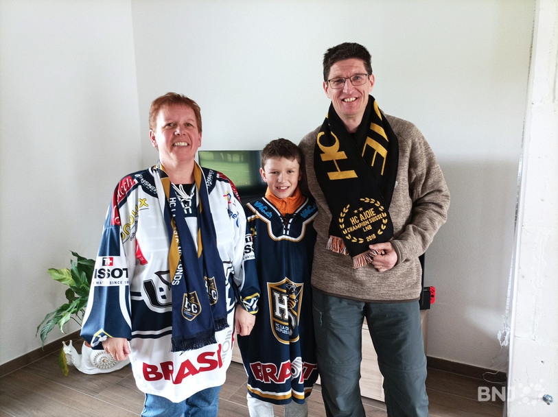 Chez la famille Chèvre, Anne est pour le HCC, son époux Silver pour le HCA. Leur fils Meven, habituellement fan de Langenthal, a choisi le camp de sa maman pour le barrage.