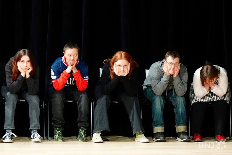 Les comédiens SAE Théâtre et les personnes en situation de handicap se retrouvent sur la même scène pour « Moi, les rêves, je voudrais en faire mon métier ».