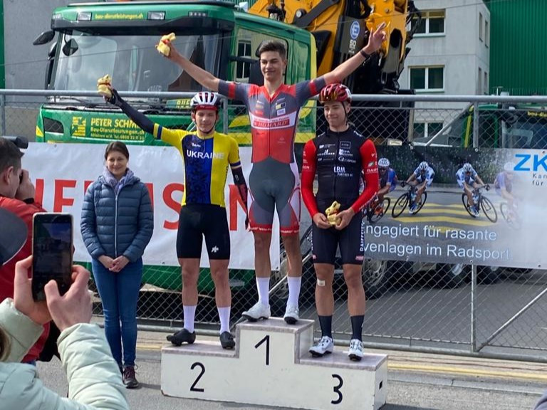 Vitor Benareau triomphe sur les routes zurichoises (photo : Jocelyn Jolidon).