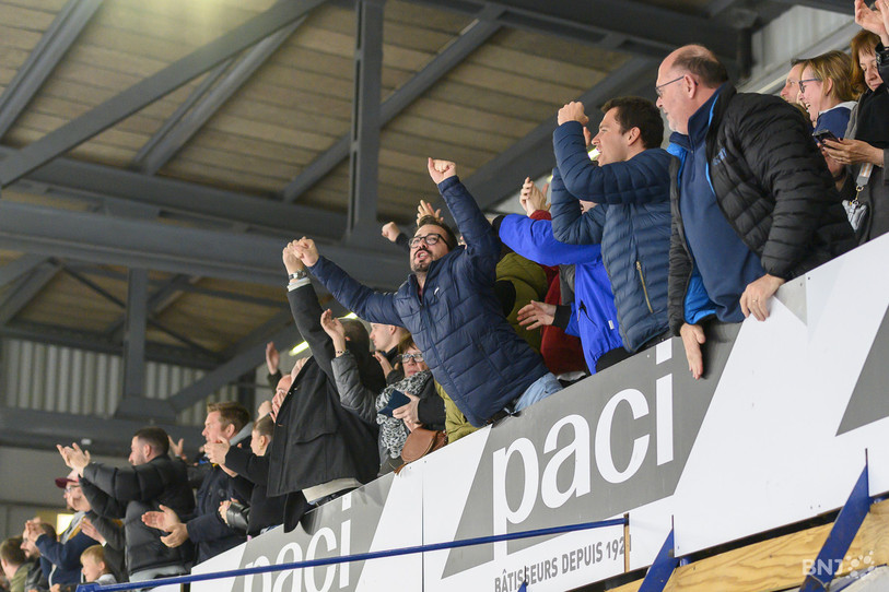 Le HCC a procuré de sacrées émotions à ses supporters cette saison. Ils en redemandent (photo Bertrand Pfaff).
