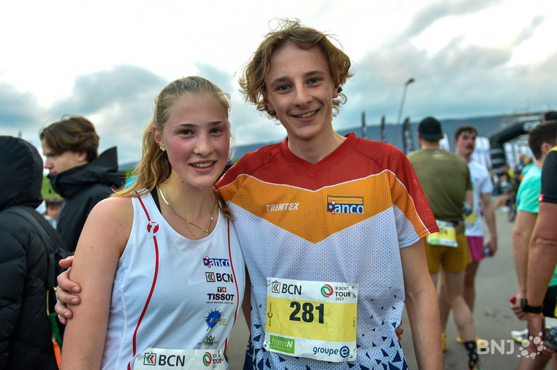 Inès Berger, ici avec son frère Loïc, aura l'occasion de se mesurer à l'élite de la discipline à Olten. (Photo : Bertrand Pfaff)