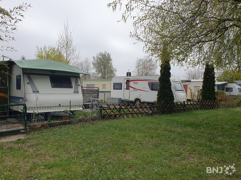 La météo n'incite pas les Neuchâtelois à fréquenter les campings de la région. Ici, celui de La Tène. (Photo d'archives)