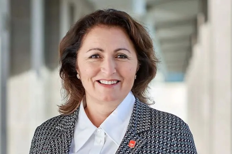 Glenda Gonzalez Bassi vise la mairie de Bienne. (Photo : Ville de Bienne).
