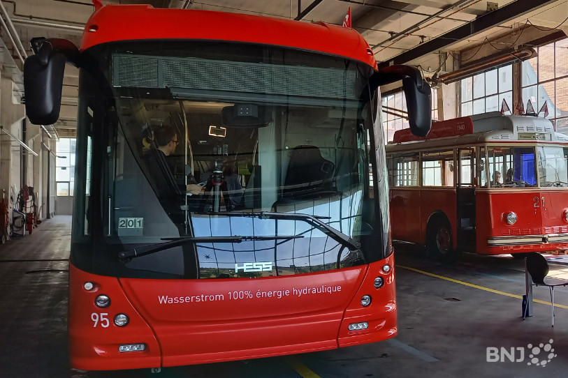 Les transports publics biennois ont présenté une nouvelle flotte plus respectueuse de l'environnement.