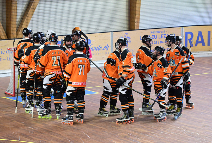 Le SHC Rossemaison devra vite se relancer dans la finale des play-off de Ligue A d'inline hockey. (Photo : archives Georges Henz).