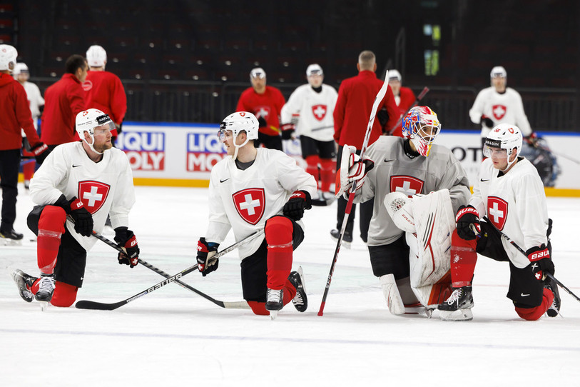 L'équipe de Suisse à l'entraînement jeudi à Riga. (Photo : KEYSTONE / Salvatore Di Nolfi).