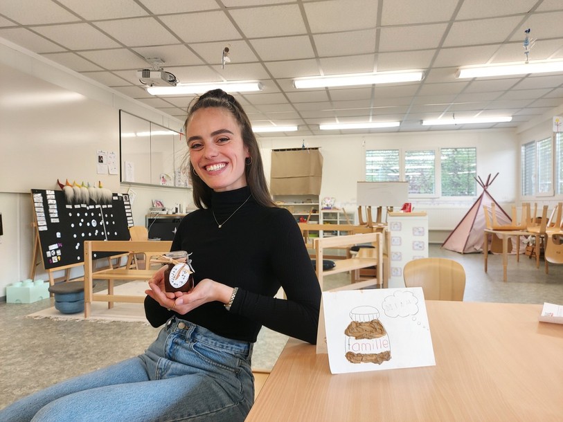 Pauline Berberat a fabriqué de la pâte à tartiner avec ses élèves pour célébrer la fête des parents le 8 mai. 