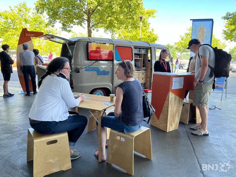 L’OPmobile des centres d’orientation professionnelle sillonne chaque année le canton. (Photo : Canton de Berne).