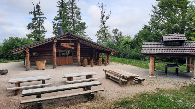 Une partie de la manifestation se déroulera à la cabane du Rond-Bois, à Boncourt (photo : Emmaüs Jura).