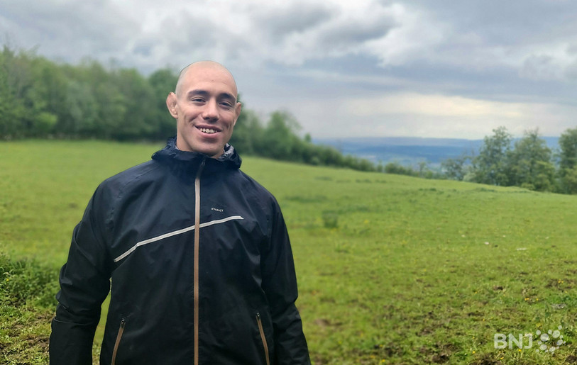 Jonathan Schindler est un habitué des courses d'endurance en pleine nature.