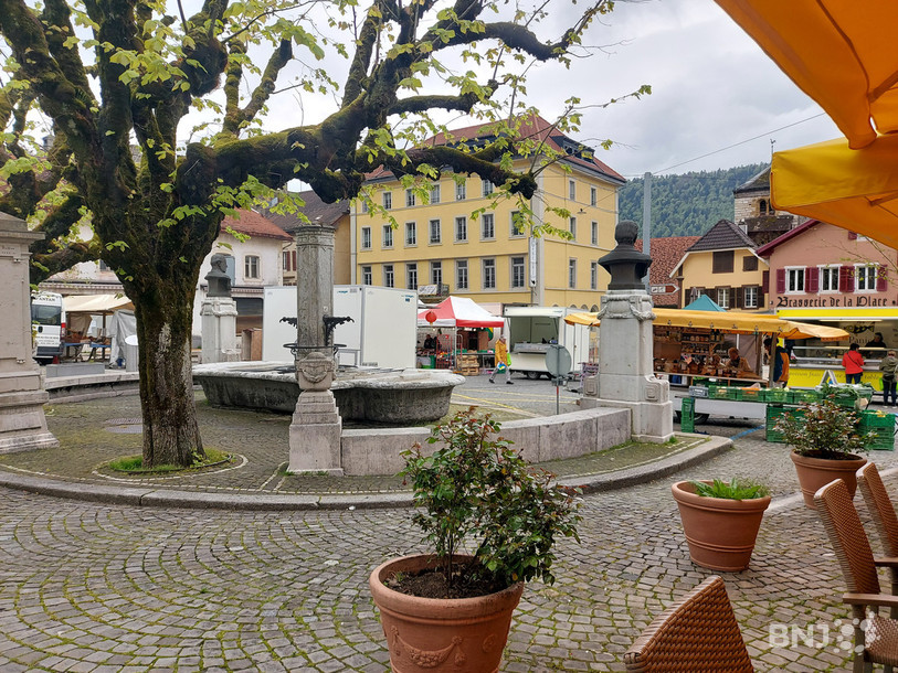 La Place du Marché mérite un petit coup de cravache pour le rendre plus vivant, selon la fraction ARC au Conseil de ville.