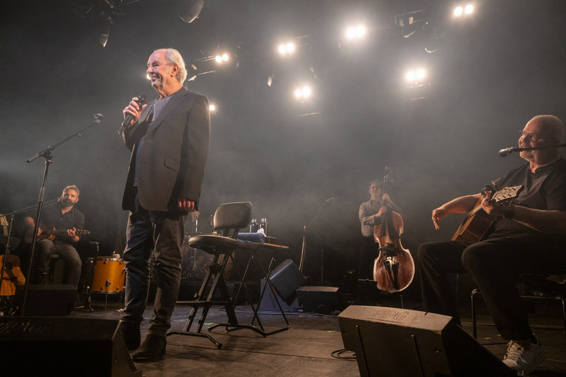 Maxime le Forestier a fait salle comble vendredi soir au Corbak Festival. (Photo : Gilles Mauron)