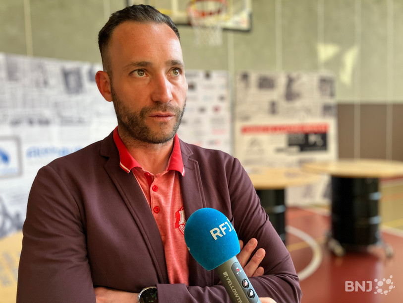 Le président du BC Boncourt Grégory Franc au micro de RFJ.