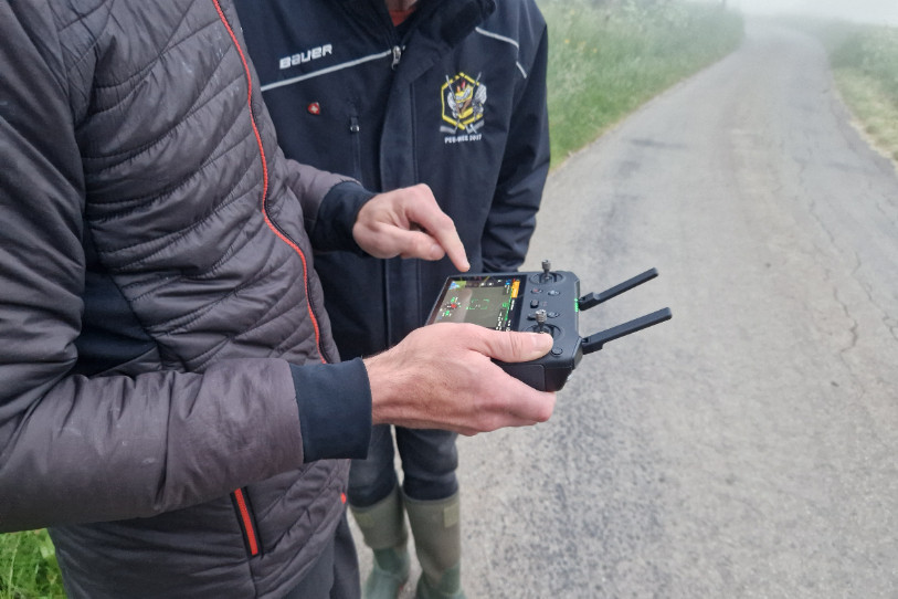 L'association recherche la présence de faons à l'aide de drones. (Photo : archives).