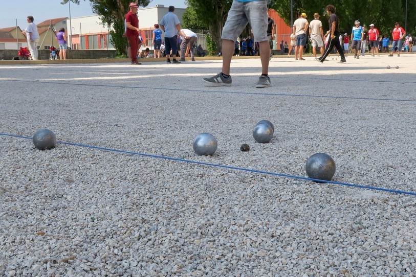 Après Delémont en 2018, c'est au tour de Vicques d'accueillir les championnats de Suisse de pétanque en triplette.