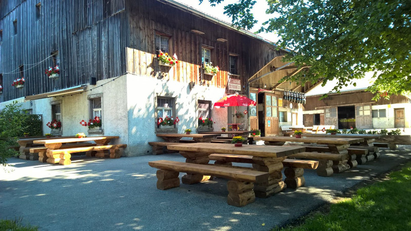 Le Restaurant du Raimeux a été épargné grâce notamment à l'intervention rapide des secours. (Photo : Aux Portes du Raimeux).