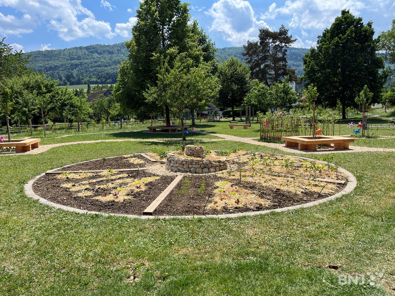 Le projet « Quand l’école redevient buissonnière » comprend, notamment, un jardin.