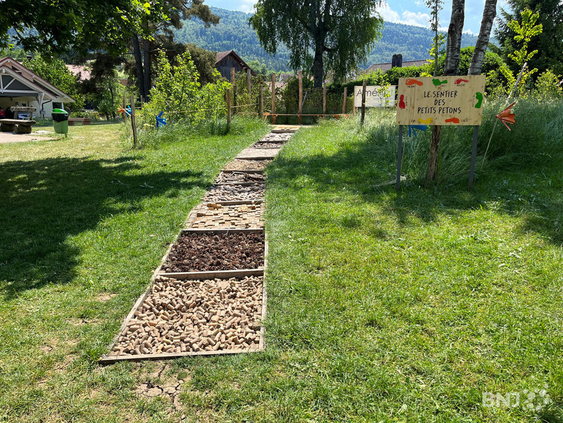 Un sentier a également été aménagé aux abords de l'école primaire de Glovelier.