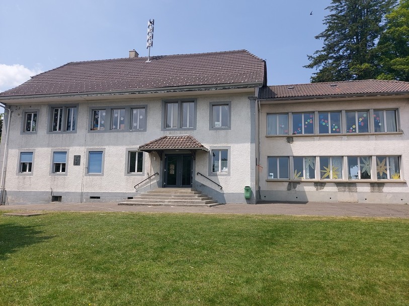 L'école des Gérinnes, aux Reussilles, sera assainie. Les travaux démarreront cette année encore.  