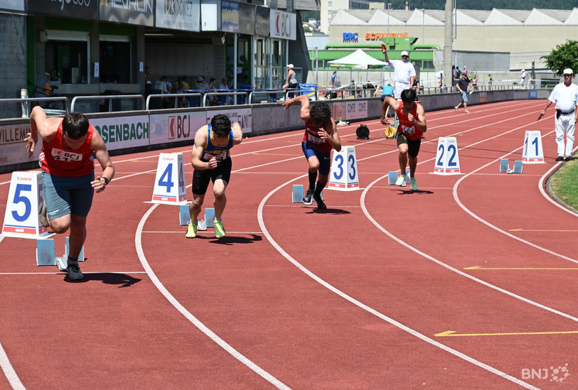 La présidente de l'Association jurassienne d'athlétisme Christel Lachat fait le point sur la discipline dans la région. (Photo : Georges Henz).