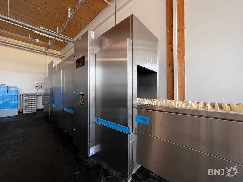 La station de lavage nécessite une grande puissance électrique pour pouvoir démarrer.