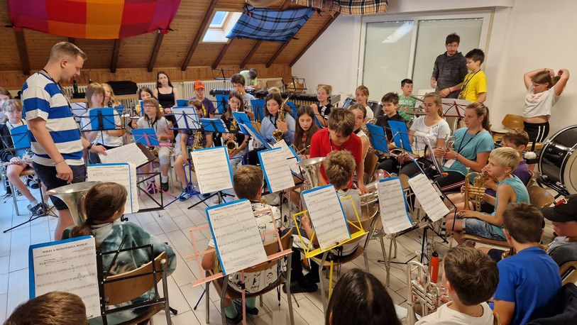 Le camp annuel des jeunes de la FJM affiche un record avec 87 participants. (Photo : Fédération Jurassienne de Musique).
