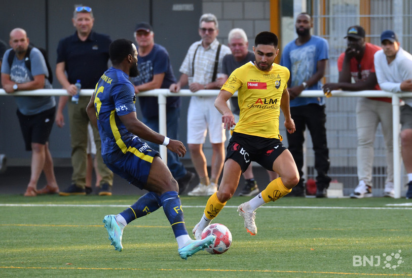 Suleyman Turkes a ouvert le score pour les SR Delémont face à La Chaux-de-Fonds. (Photo : Georges Henz)
