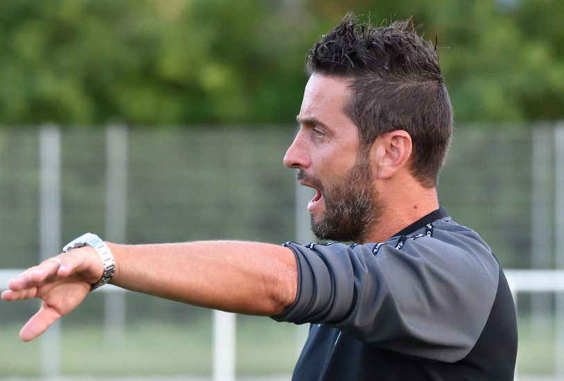 L'entraîneur des SR Delémont Anthony Sirufo se réjouit d'entamer le championnat de Promotion League. (Photo : Georges Henz)