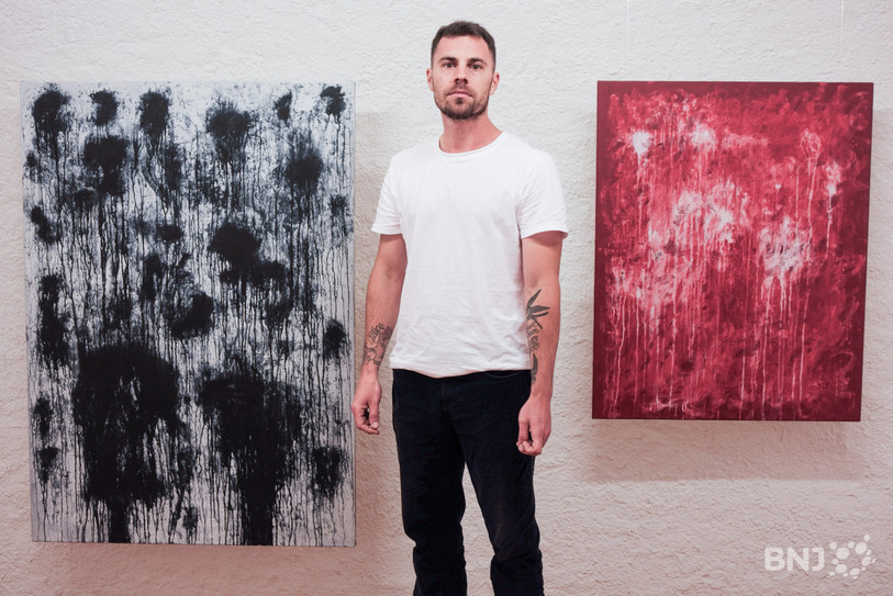 Sébastien Huguelet alias Pidzi Hart expose pour la première fois en solo. C'est à St-Ursanne qu'il a déposé ses toiles jusqu'au 13 août.