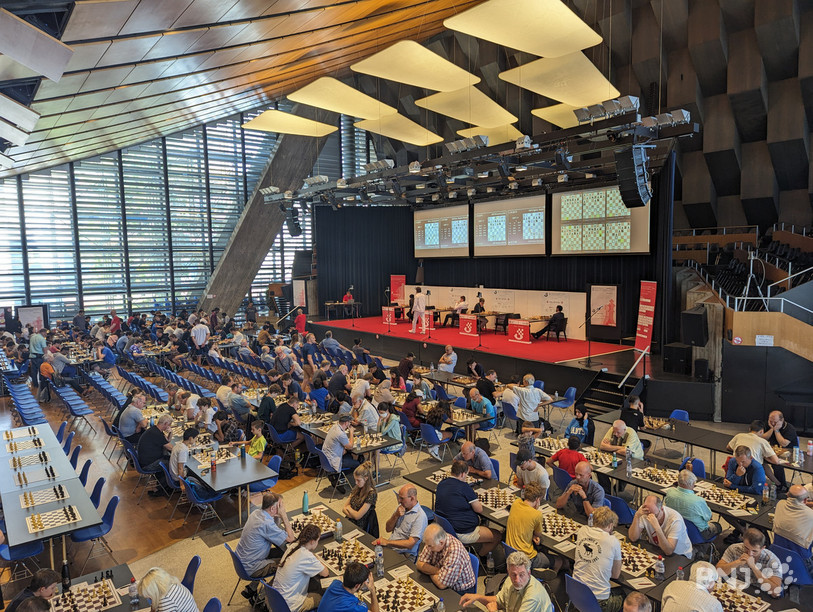 Les
organisateurs du Festival International d’échecs recherche un sponsor pour
assurer la pérennité et le succès des futures éditions.