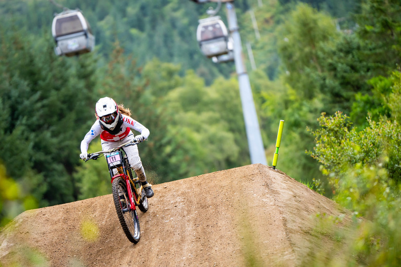 Lisa Baumann, 21 ans, a signé une performance prometteuse sur les pentes de Fort-William. (Photo : Keystone/Maxime Schmid)