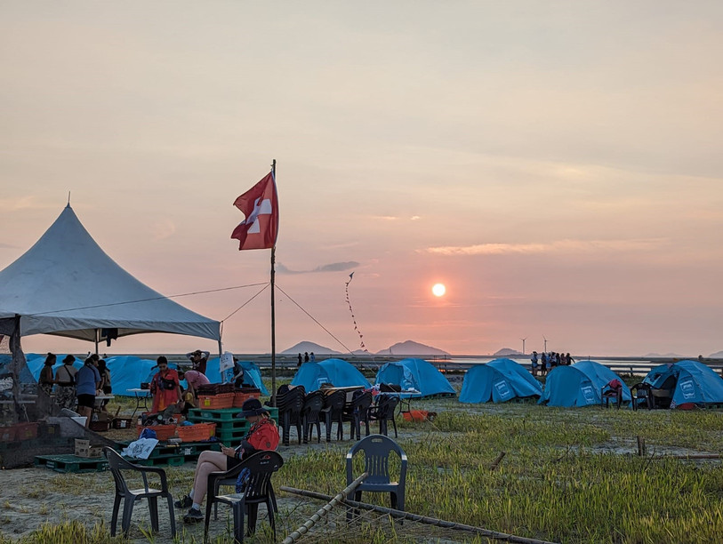 Après des fortes chaleurs, le camp du Jamboree doit être déplacé en raison de la menace d'un typhon. (Photo : Valentin Prétat)