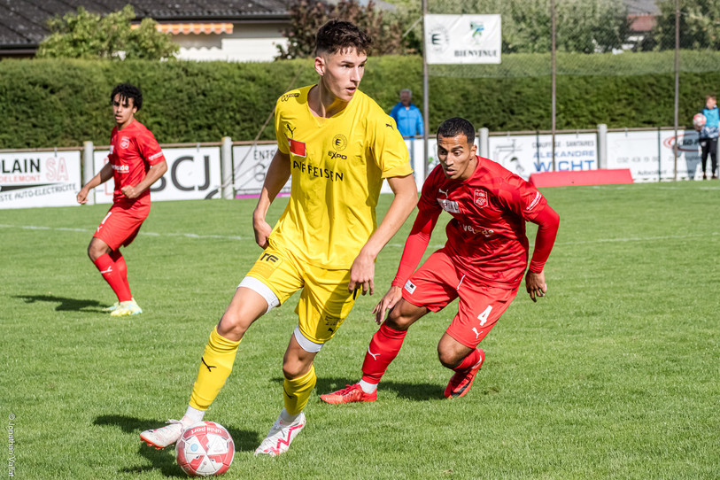 Florent Hushi et le FC Bassecourt ont été crucifiés dans les arrêts de jeu. (Photo: archives/Jonathan Vallat).