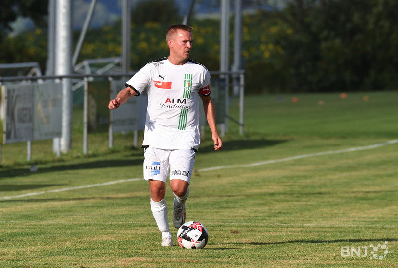 Le capitaine du FC Courtételle Tom Villemin a montré la marche à suivre dimanche. (Photo : archives / Georges Henz).