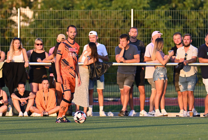 Gaëtan Frund et le FC Ajoie-Monterri commencent leur championnat par un revers (photo : archives/Georges Henz).
