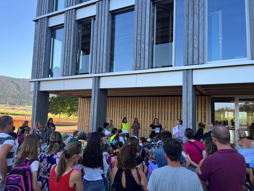 La directrice de la communauté scolaire du Plateau de Diesse, Laura Propizio, a profité de la rentrée pour tenir un discours de bienvenue.