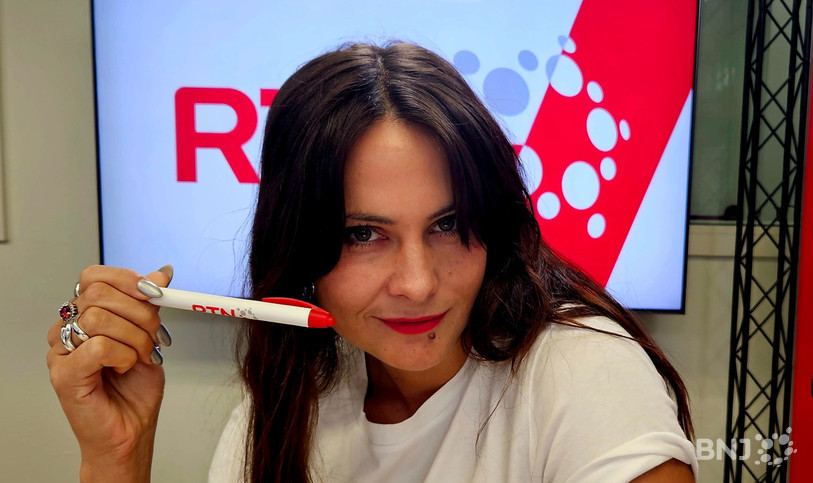 Laura Chaignat, comme à la maison, dans La Matinale.