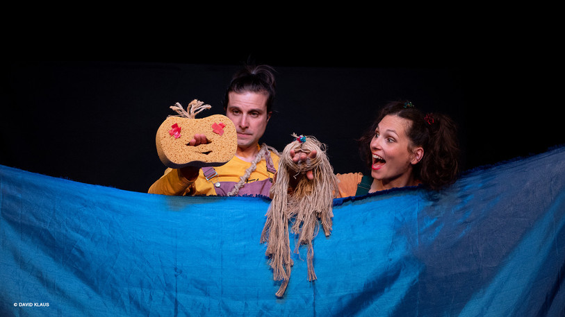 Représentation du spectacle « Bout d’ficelle » avec Giliane Bussy et Yan Juillerat. (Photo : Le Royal/David Klaus)