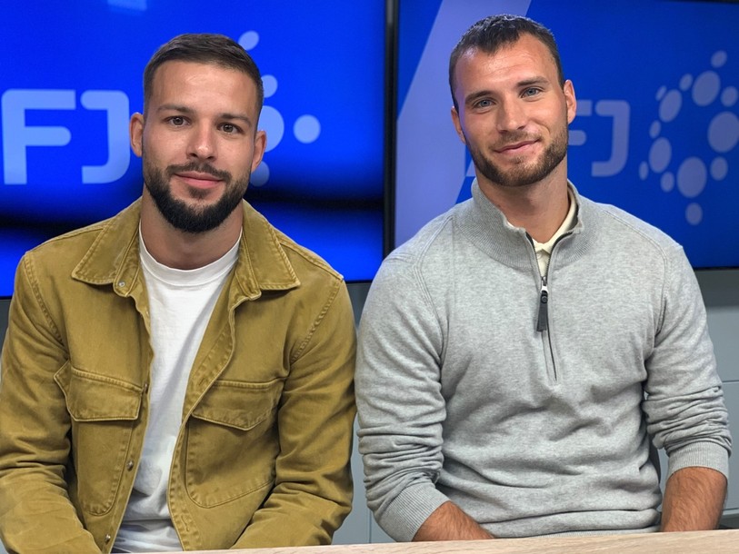 Les joueurs des SR Delémont Florent Jubin et Noha Sylvestre étaient les invités de La Matinale vendredi pour parler de ce match contre St-Gall.
