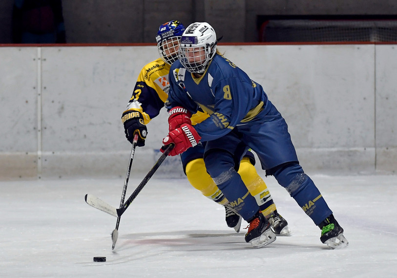 Tetiana Onyshchenko est restée fidèle au club et s'apprête à entamer une nouvelle saison en Women's League de hockey sur glace face à Langenthal. (photo : NHA)