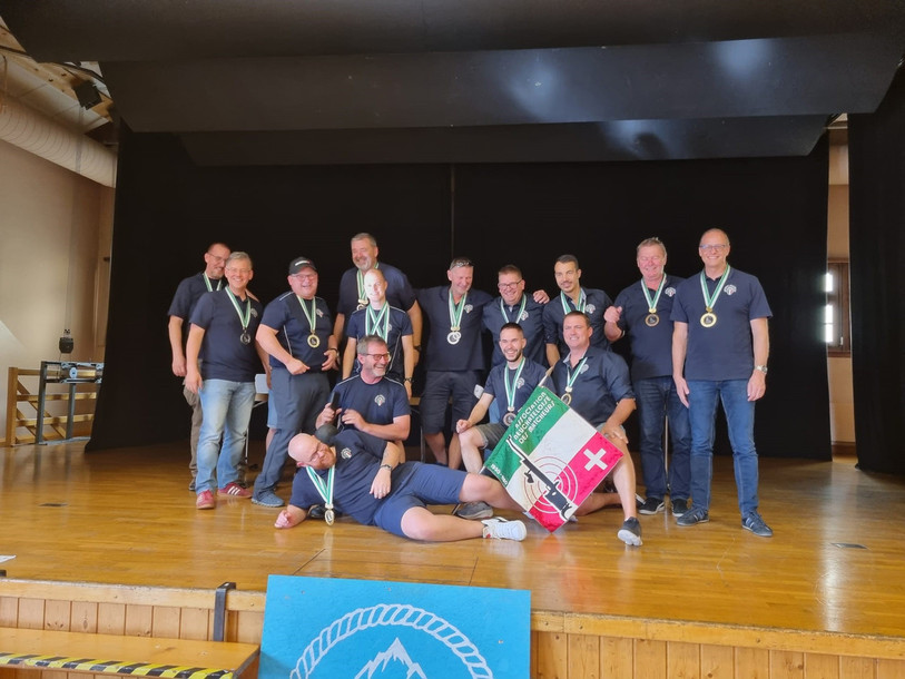 Les tireurs neuchâtelois peuvent avoir le sourire après ce match romand organisé samedi dans le canton de Vaud. (Photo : Rémi Bohren)